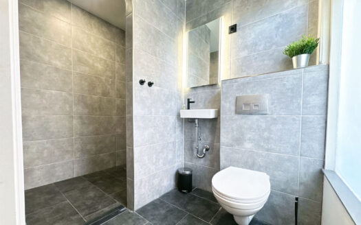 Accommodation 44-3 | Luxury apartment in central location.