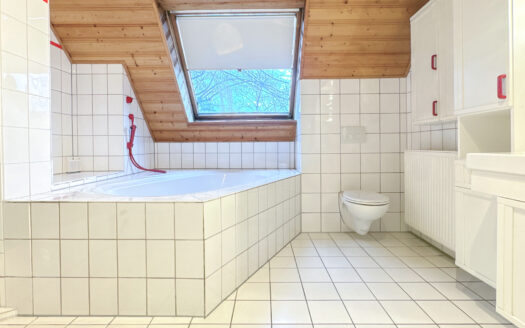 Accommodation 79-21
