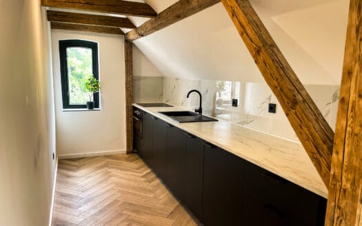 Accommodation 52-8
